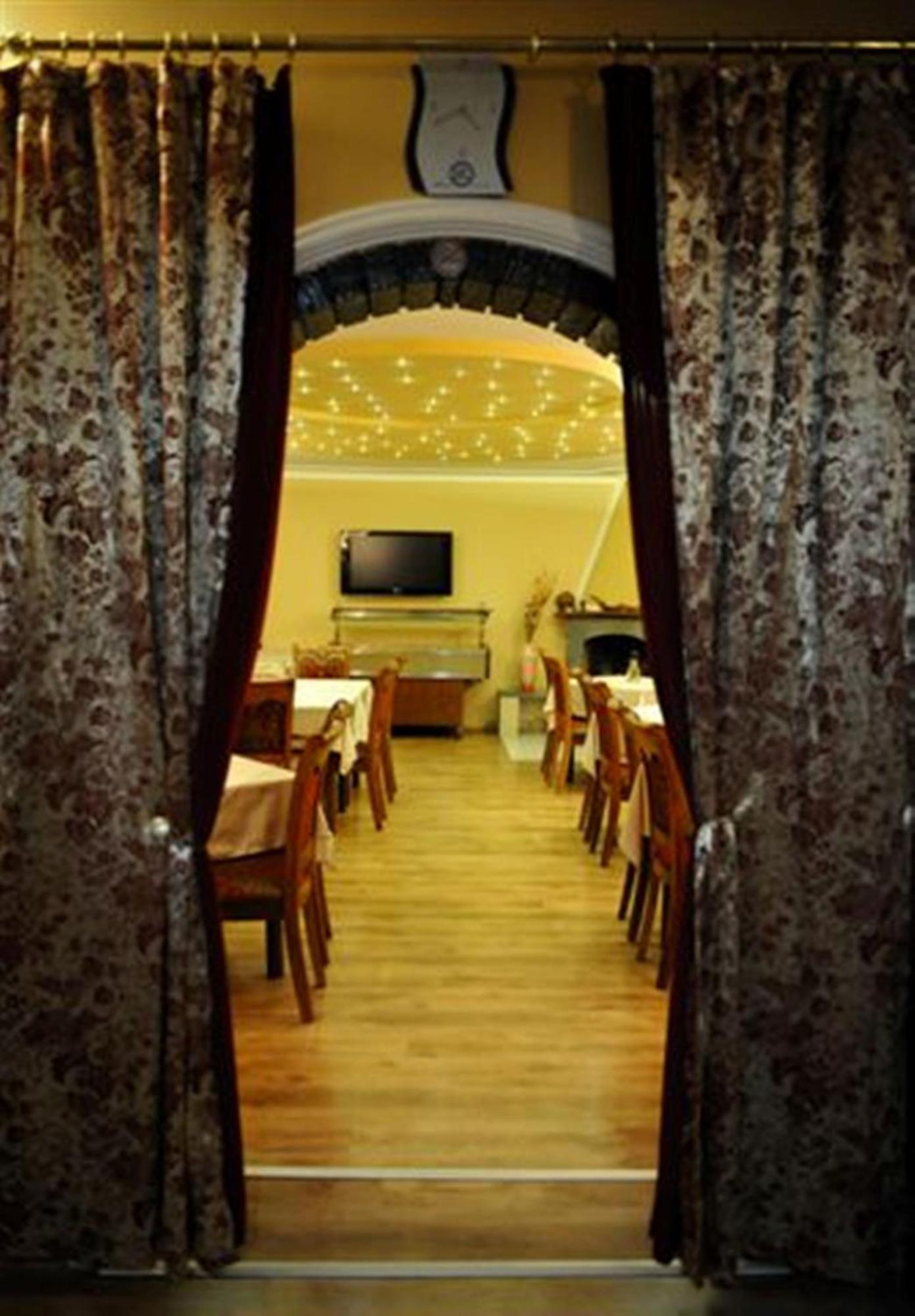Hotel Evropa Podgorica Exterior photo
